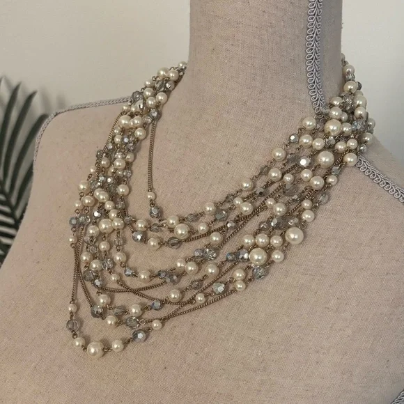 🪴$5/25🪴 Pearl Beaded Gold Multi-Strand Layered Necklace - Picture 4 of 9